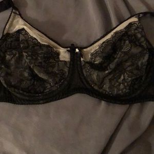 Black lace bra